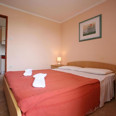 Apartments Neda - Porec South 部屋 写真