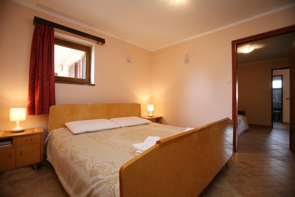 Apartments Neda - Porec South 部屋 写真