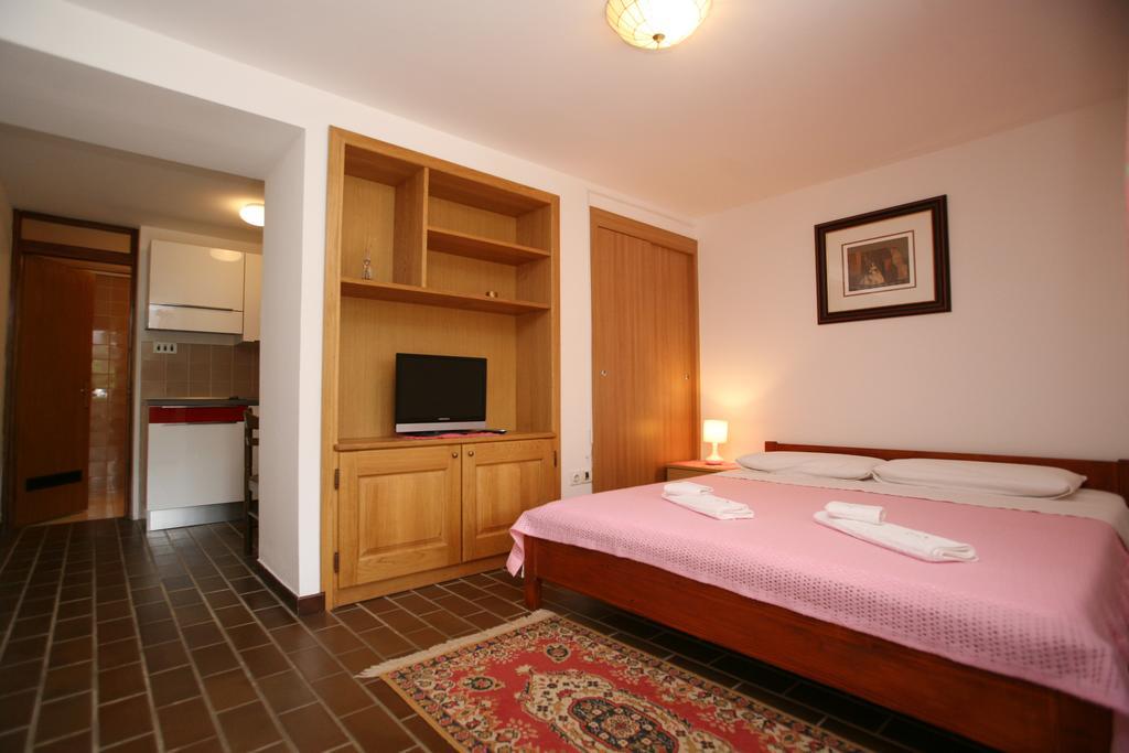 Apartments Neda - Porec South 部屋 写真