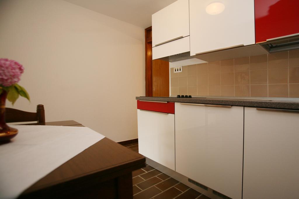 Apartments Neda - Porec South 部屋 写真
