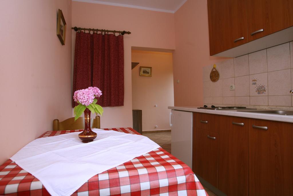 Apartments Neda - Porec South 部屋 写真